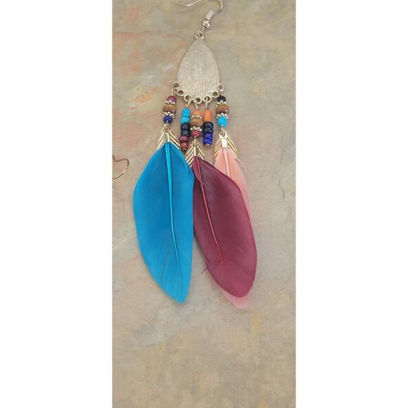 Multicolor dangle Feathers and Beaded Earrings - Picture 3 of 3